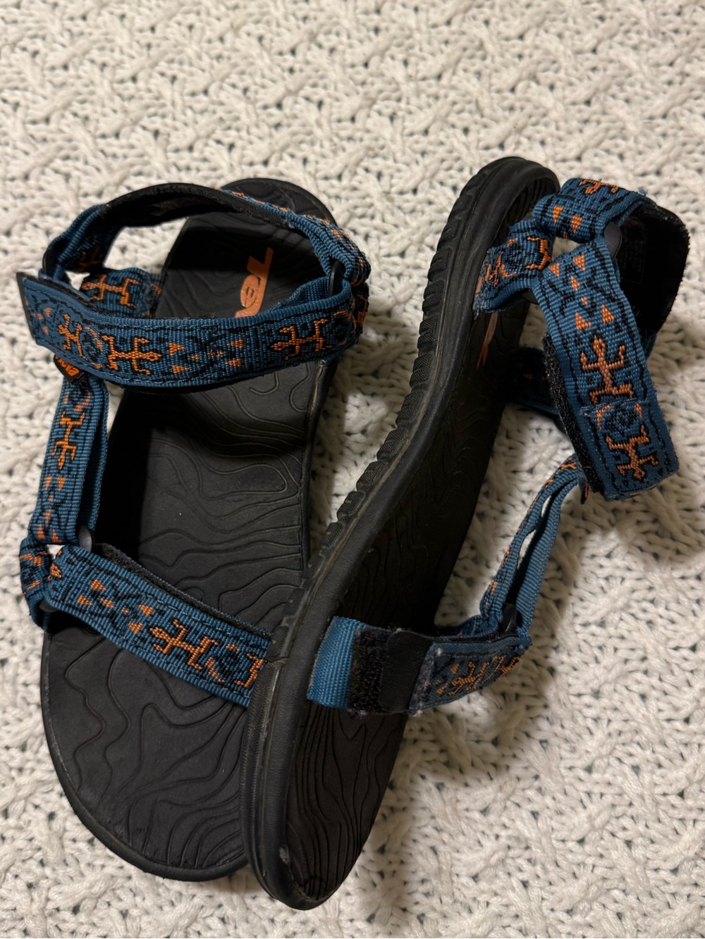 Teva Blue & Orange Strapped Sandals Womens 5 - Picture 4 of 8